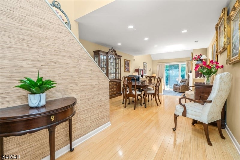 3 Nottingham Ct