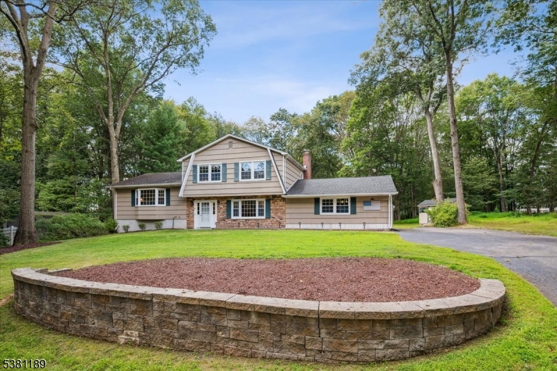 6 Cornell Dr