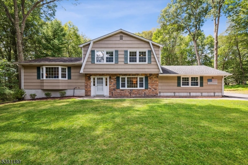 6 Cornell Dr