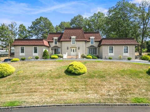 28 Battle Ridge Trl Totowa Boro NJ 07512