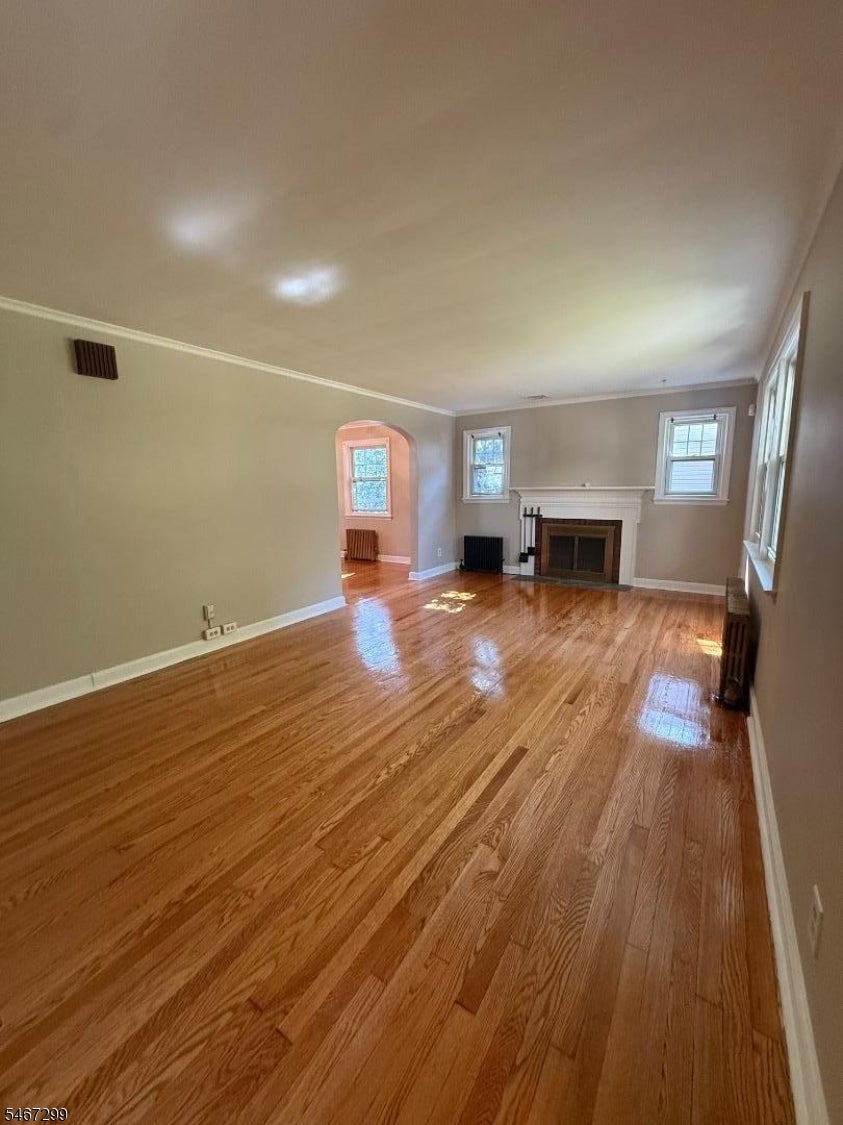 841 Monmouth Rd