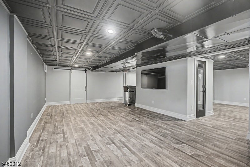 9 Alexandria Dr