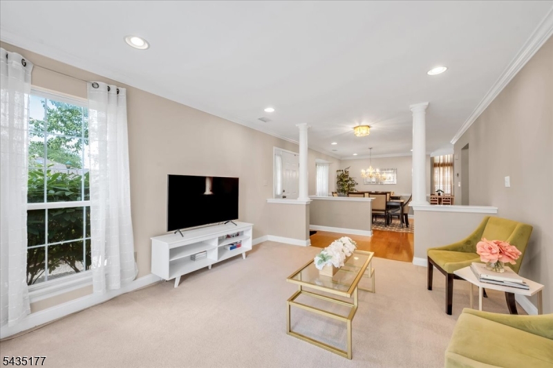 279 Janine Way