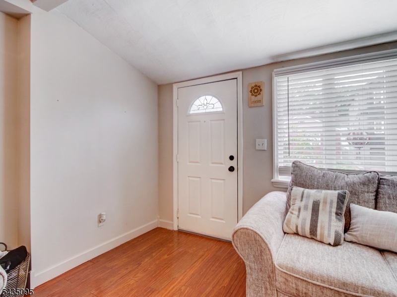 1507 Hiawatha Ave