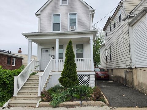 114 Melville Pl Irvington Twp. NJ 07111