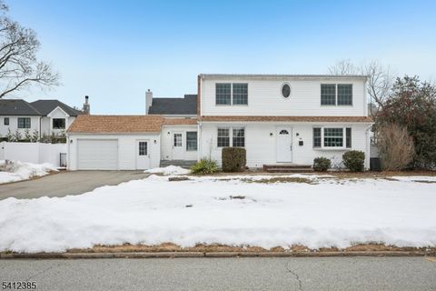 32 Garden Pl Pequannock Twp. NJ 07444