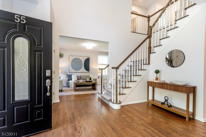55 Highwood Rd