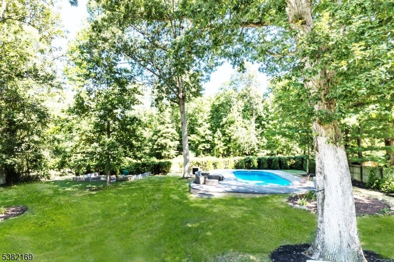 58 West Dr