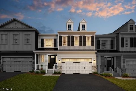 45 Hillandale Dr 302 Mendham Twp. NJ 07931