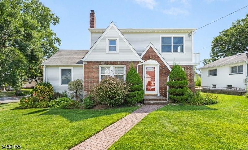 4 Fitzgerald Ave