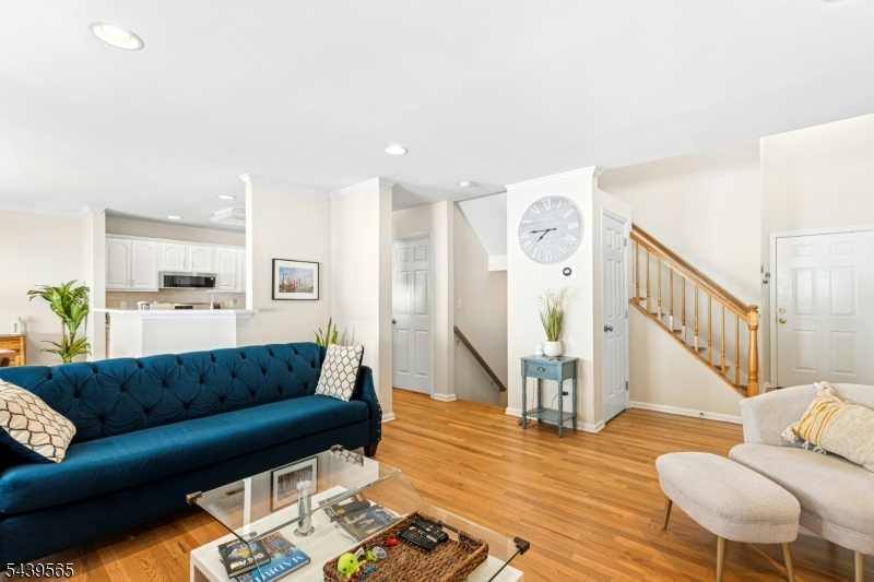 1028 Robin Ct