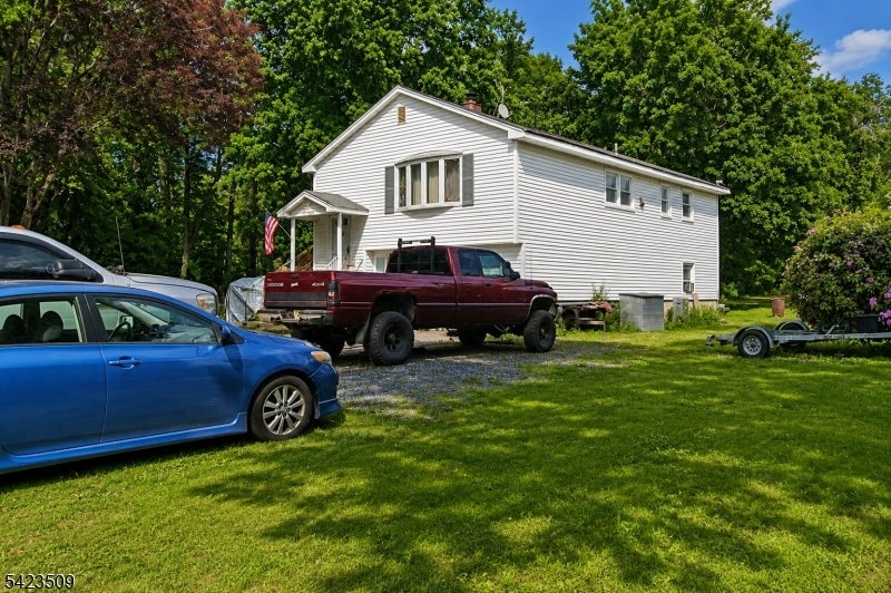 46 Beaver Brook Ln