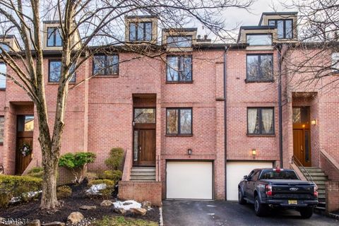 9 Andrea Dr Fairfield Twp. NJ 07004