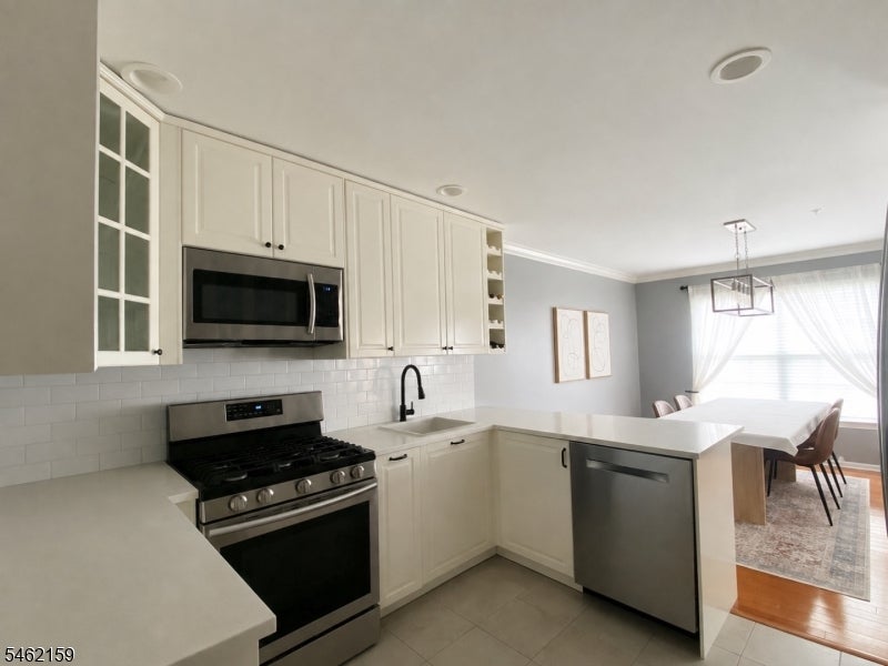 161 Terrace Ct