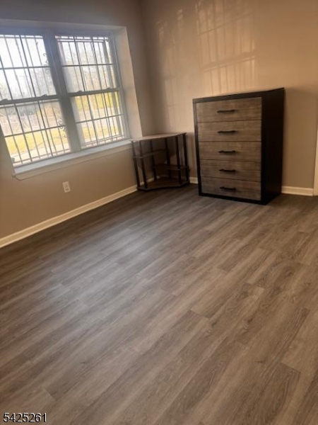 81-83 Hawthorne Ave 1