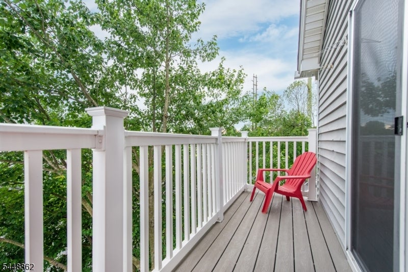56 Springbrook Rd 56