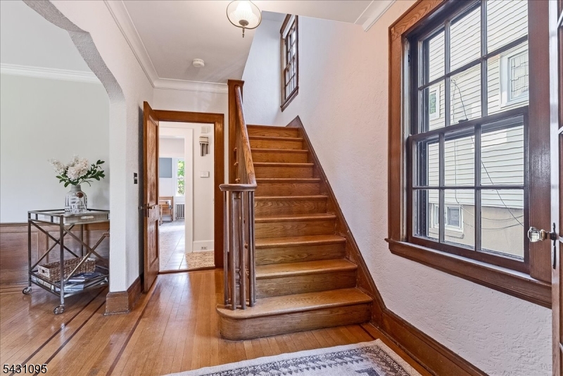 15 Rynda Rd