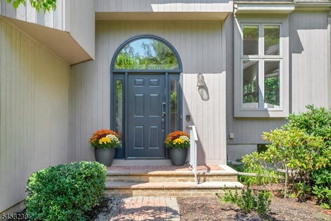Photo for 36 Robinhood Dr