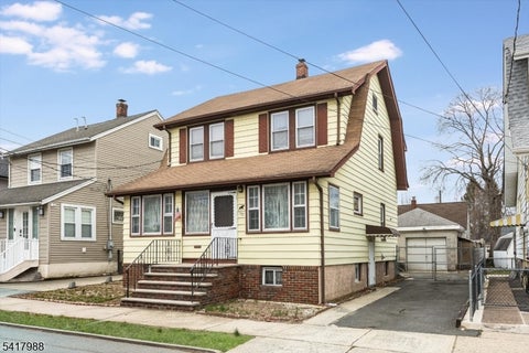Photo for 150 Boyle Ave