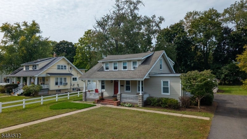 325 Dorn Ave