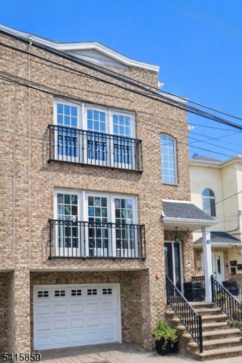 5 Gotthardt St Newark City NJ 07105