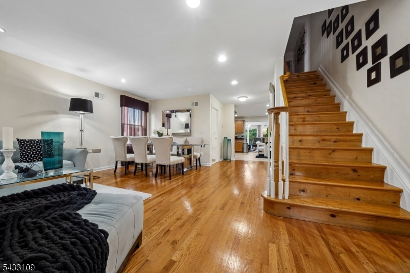 268 Bell Ave