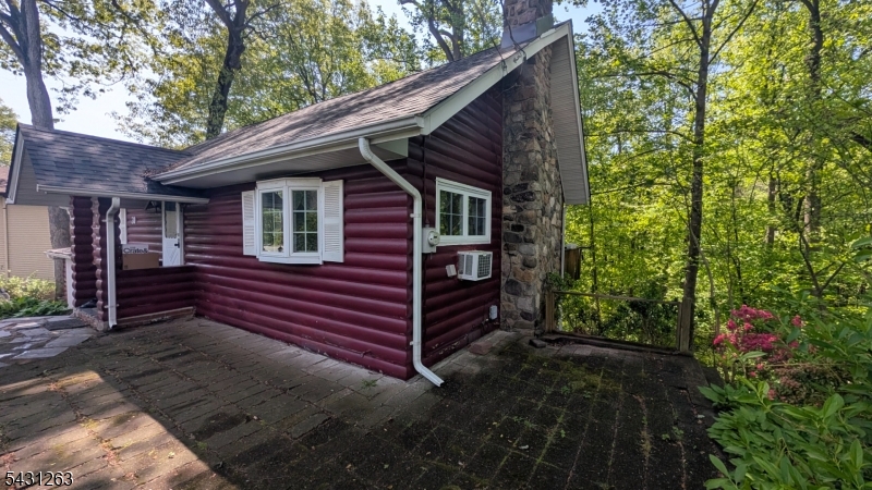 31 Cascade Way