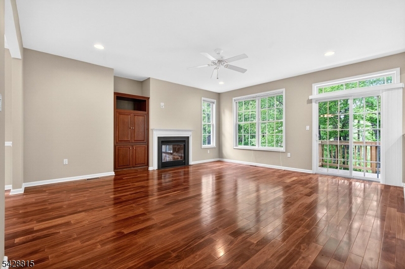 56 Glattly Dr