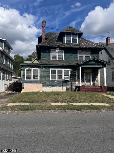 Photo of 188 Rutledge Ave, East Orange, NJ 07017 (MLS # 3991273)