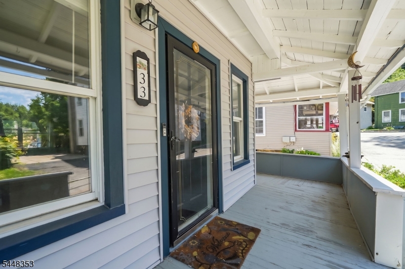 33 Asbury Pl