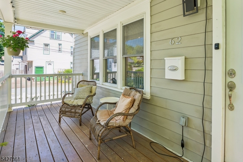 62 Ashwood Ave