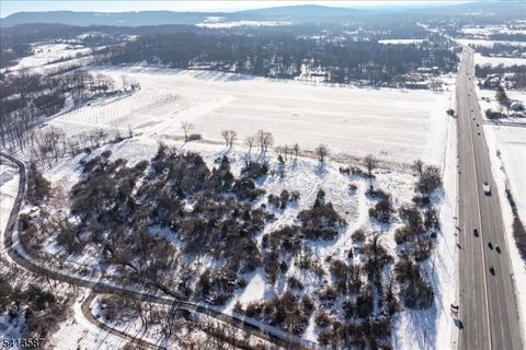 63 & 65 Valley Crest Rd Clinton Twp. NJ 08833