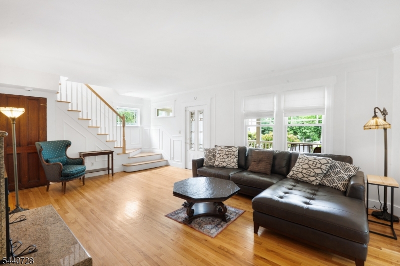 34 Orchard Sq
