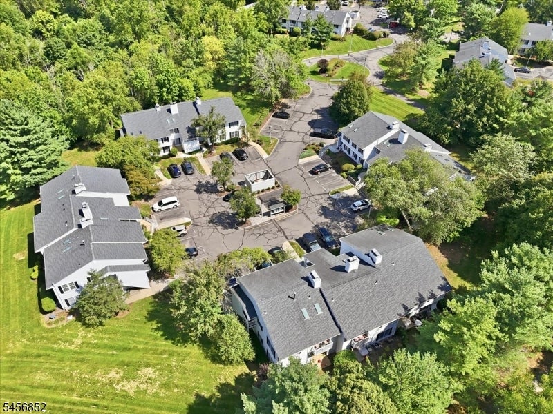 410 Ferncrest Ct