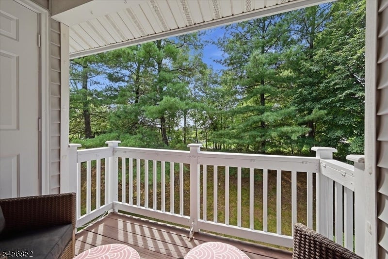 410 Ferncrest Ct