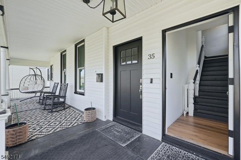 35 Rossmore Pl 2