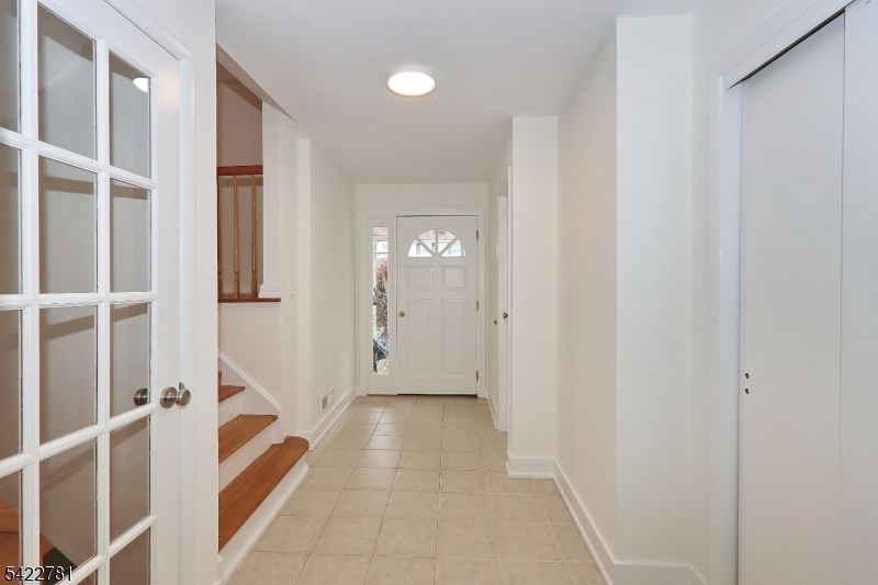 2260 Sunrise Ct