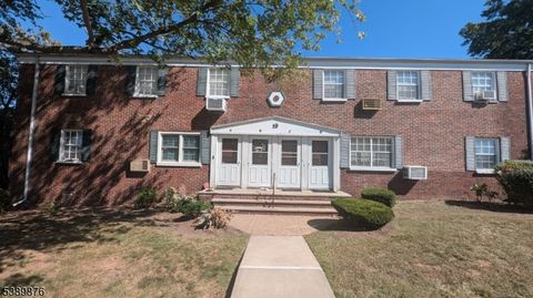 Photo of 19 W Roselle Ave #B, Roselle Park, NJ 07204 (MLS # 3991558)