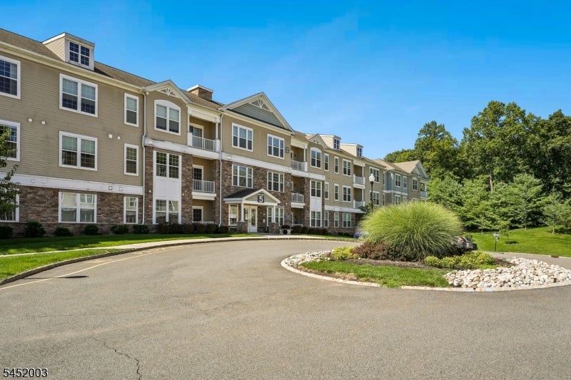 5311 Veterans Dr 5311