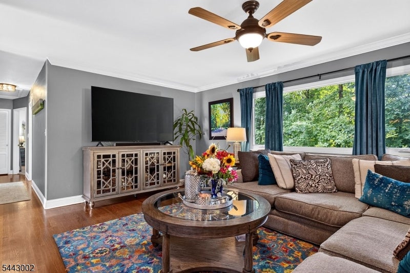 9 Michael Ct