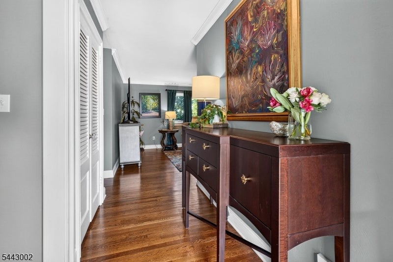 9 Michael Ct