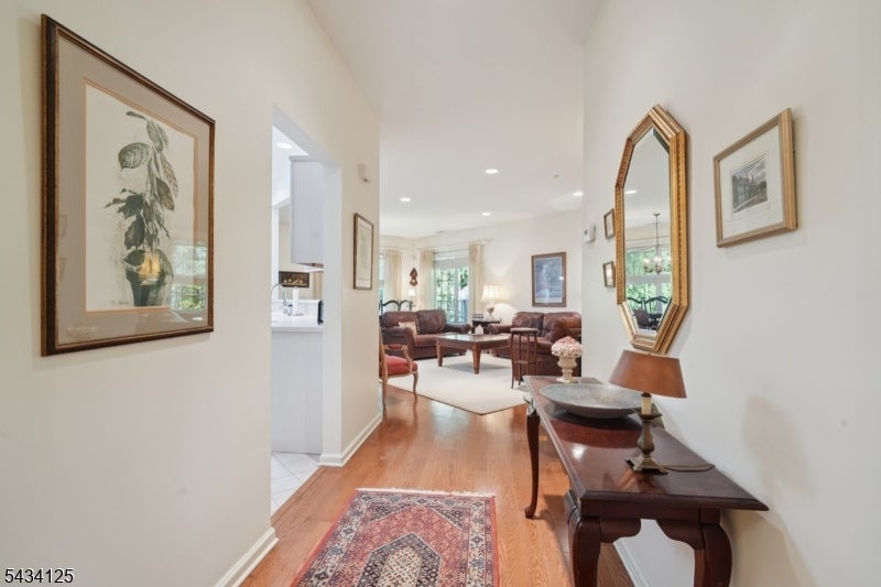 1310 Carter Dr