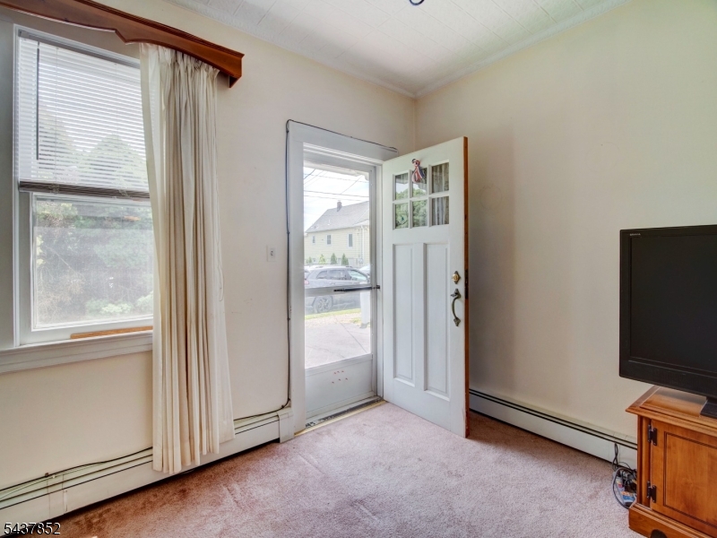 213 Kipp Ave