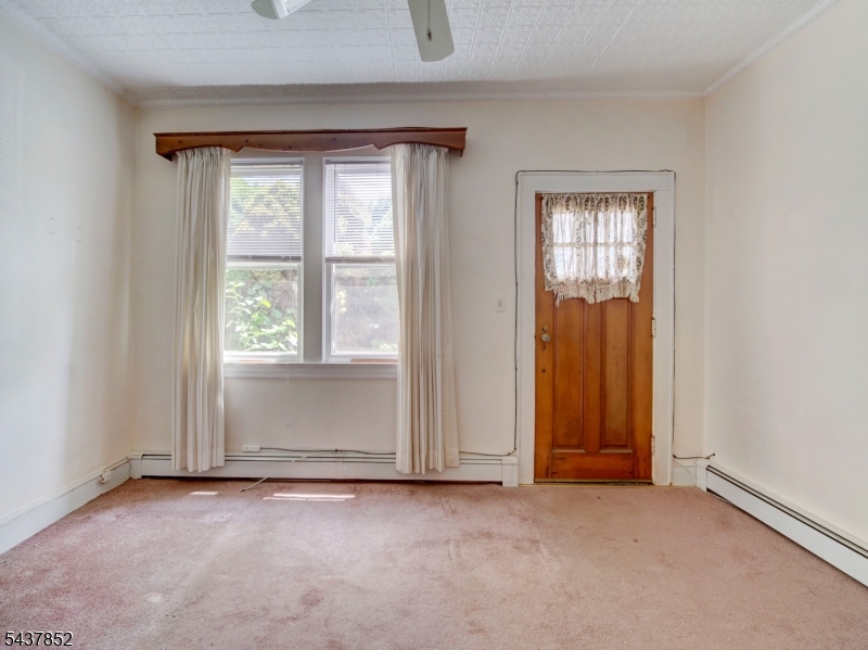 213 Kipp Ave