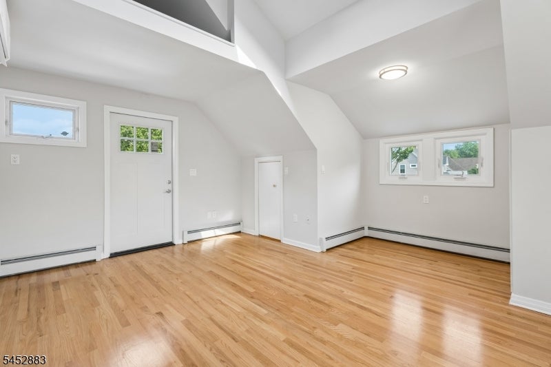 57 Greenwood Ave UNIT 3 3