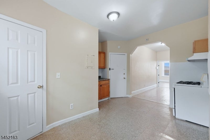 5 Monroe St 5
