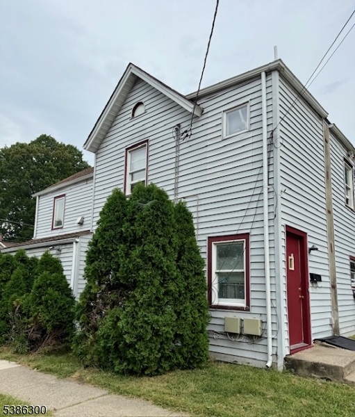 19 William St