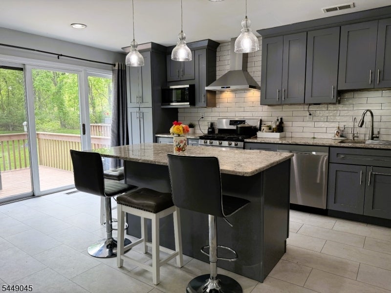 17 Gabriel Dr