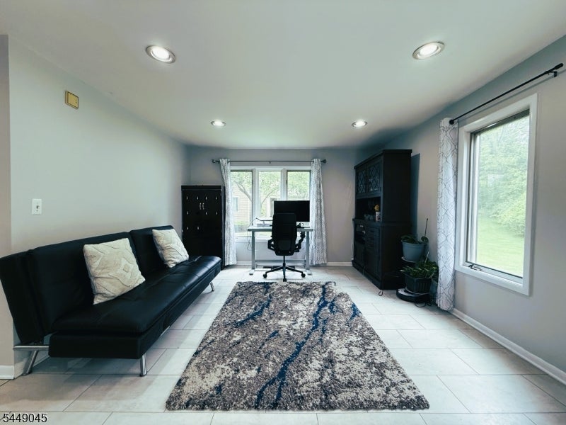 17 Gabriel Dr