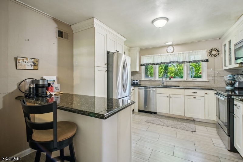 126 Fieldstone Dr